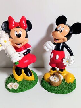 Vintage Disney Mickey Minnie Mouse 6" Picking Daisies Statue Outdoor Decor